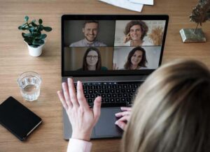 Read more about the article Navegando por la nueva norma: contratación estratégica en un lugar de trabajo en evolución